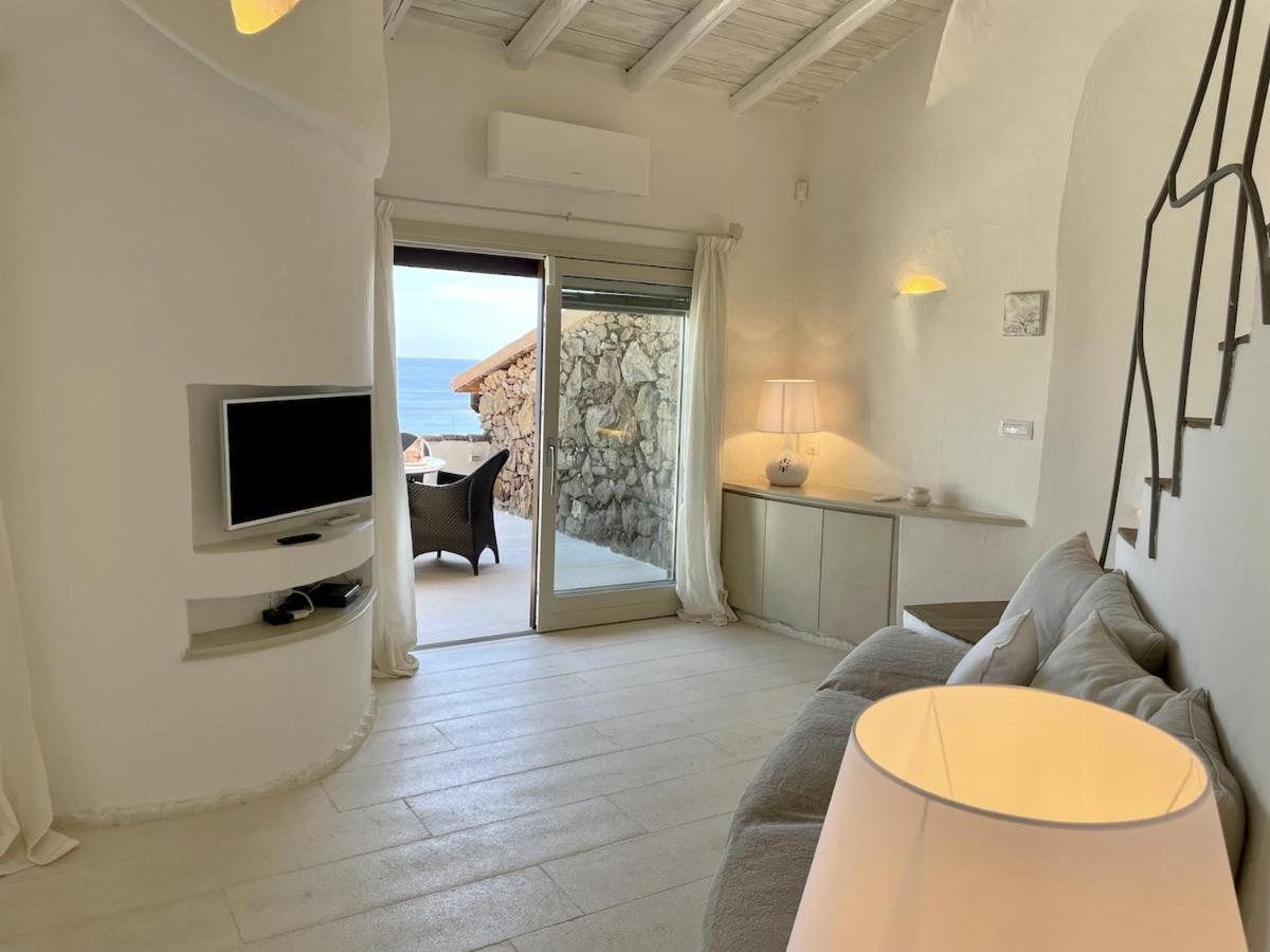 San Teodoro Punta Est Fantastico Trilocale Vista Mare Appartement Capo Coda Cavallo Buitenkant foto