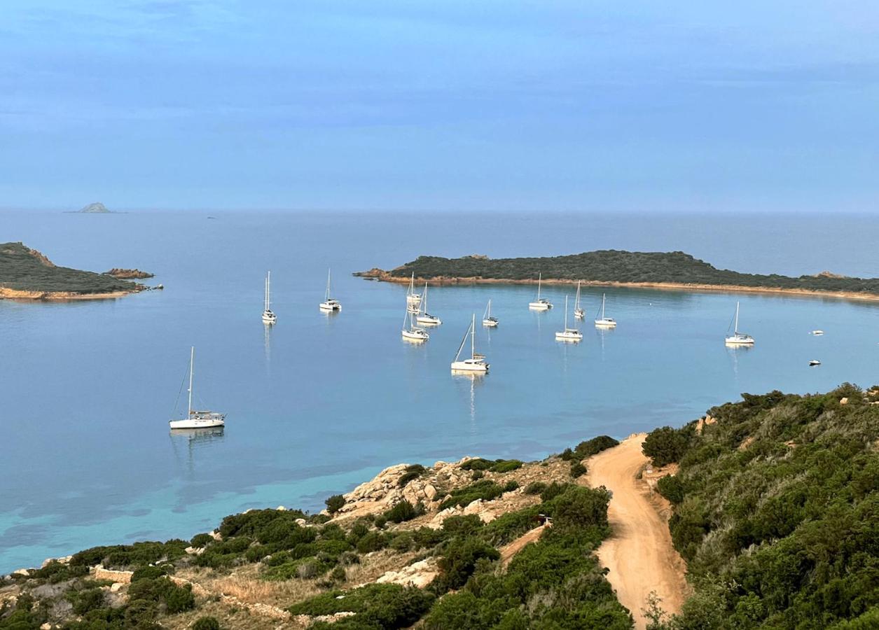 San Teodoro Punta Est Fantastico Trilocale Vista Mare Appartement Capo Coda Cavallo Buitenkant foto