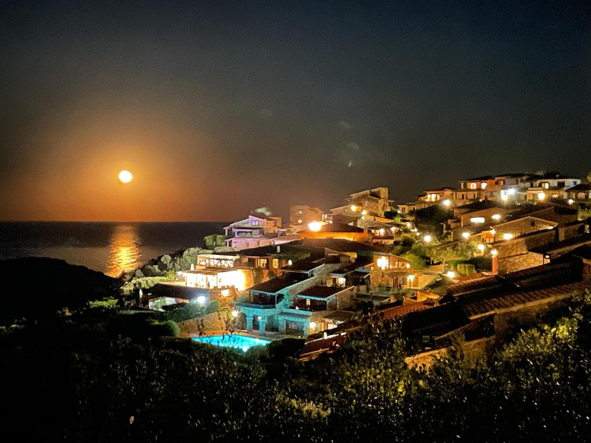 San Teodoro Punta Est Fantastico Trilocale Vista Mare Appartement Capo Coda Cavallo Buitenkant foto